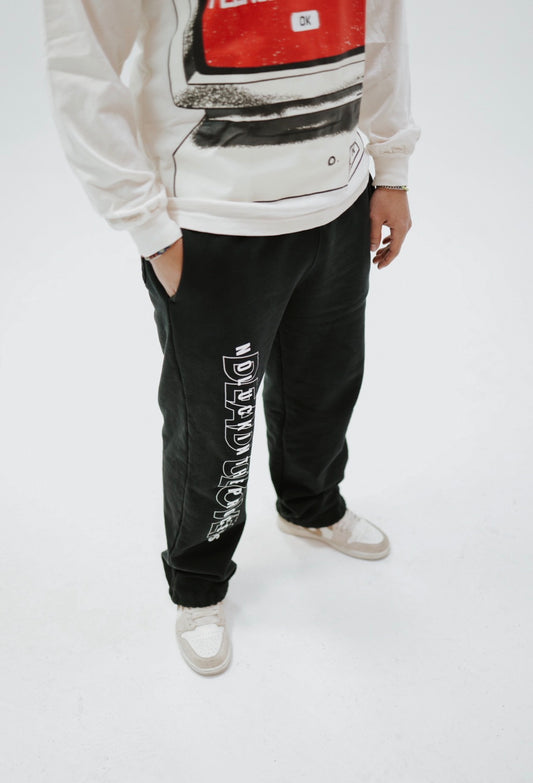 NO LUCK IN THE PROCESS SWEATPANTS (BLACK)